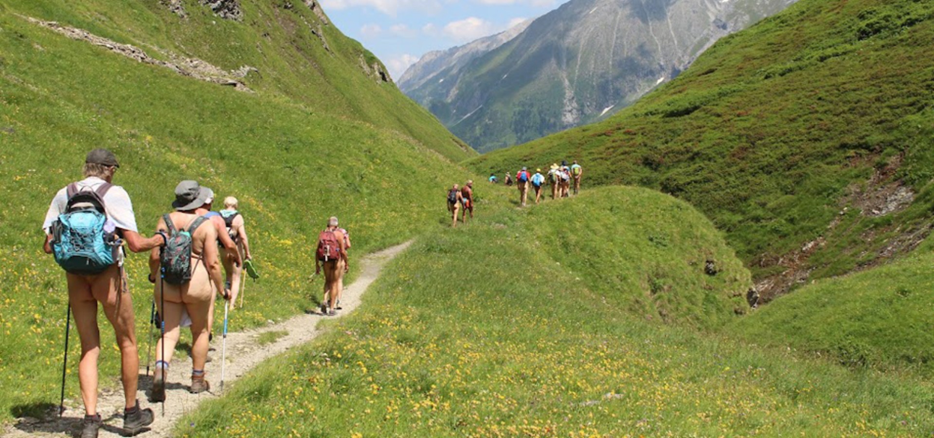Ils ont randonné nu en dans les Alpes