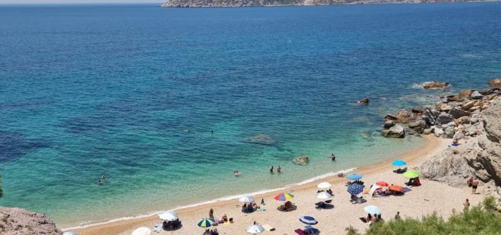 Παραλίες γυμνιστών στην Αττική – 5+1 «μυστικές» ακτές